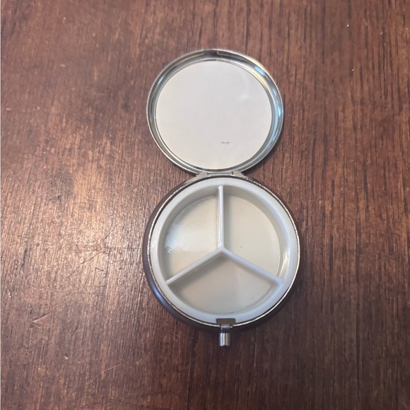 Vintage Pillbox Rotary Telephone Dial Theme Olympic Phone‎ - Picture 3 of 4